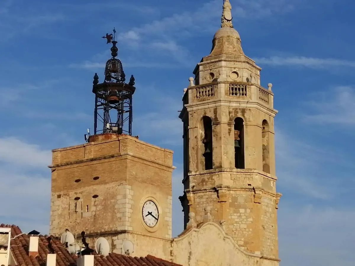 公寓 锡切斯Atico Con Fantasticas Vistas Al Mar Y La Iglesia公寓 西班牙